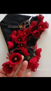 İpek iplikle oyalanmış igneoyalı yazma