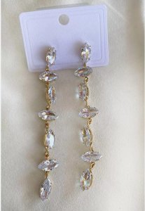 TAŞLI ALTIN RENK KÜPE