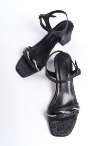 Siyah Kadın Sandalet