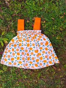 Portakal baskılı elbise