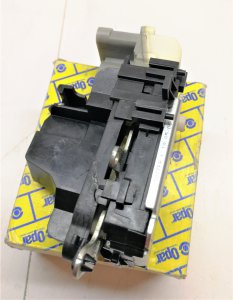 (ÇATLAK) SAĞ ÖN KAPI KİLİDİ MOTORLU PALİO SİENA ALBEA 46847044