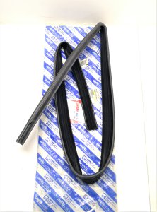 SOL ÖN KAPI CAM ÇERÇEVE FİTİLİ <---2006 öncesi PUNTO 46546179