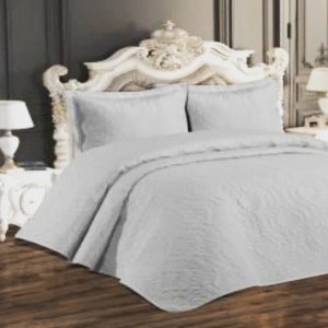 İvory yatak örtüsü