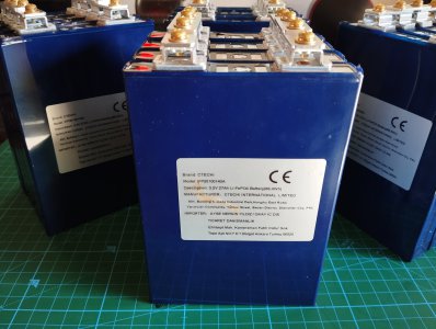 3,2 volt 27 Ah LiFePo4 pil grubu (4lü paket)