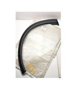 SOL ÖN ÇAMURLUK KENAR BAKALİTİ CORSA B 90428151--1101862