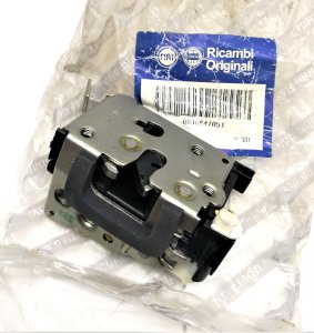 SAĞ ARKA KAPI KİLİDİ (MEKANİK TİP) PALİO SİENA ALBEA 46847051