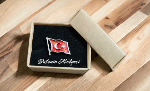 Dalgalı Türk Bayrağı , mineli, yaka rozeti,Gümüş