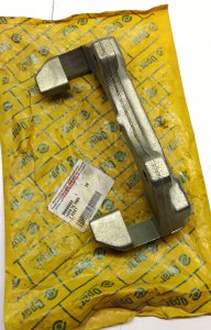 ÖN FREN KALİPER BALATA KUNDAĞI DOBLO 98845422