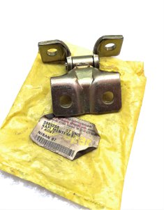 SAĞ SOL ARKA KAPI ÜST MENTEŞE FIAT UNO 5989268 50003286