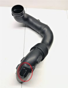 (KIRIK) HAVA FİLTRE BORUSU MASTER3 8200751729--165554107R