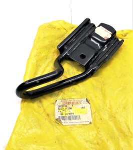 ÖN ÇEKİ DEMİRİ UNO 7628290