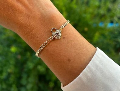 Vip Kadın Kilitli Kalp Bileklik