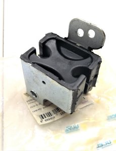 (ÜÇEL) EKSOZ LASTİĞİ CLIO4 MODUS DUSTER 260510005R