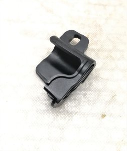 KLİMA RADYATÖRÜ ALT BRAKETİ GRANDE PUNTO BRAVO2 51822958