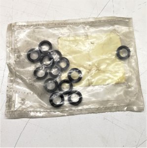 ÜST KAPAK CİVATA ORİNGİ (1,2--1,4) ASTRA CORSA COMBO 93186771