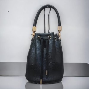 THE BUCKET MODEL EL VE OMUZ ÇANTASI