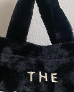 THE TOTE BAG PELUŞ ÇANTA