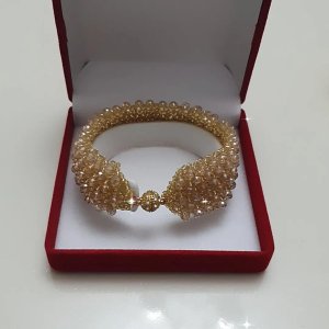 Gold kristal kelepce