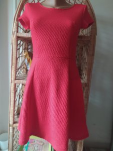 H&M Sıfır Kırmızı Kloş Elbise