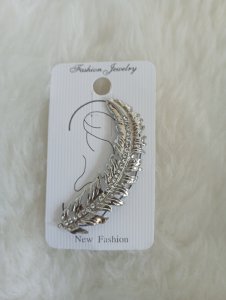 Tekli kulak aksesuarı