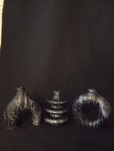 SİYAH VE GÜMÜŞ KARIŞIMI MERMER DESEN VAZO