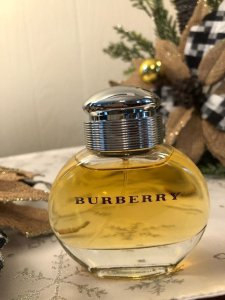 Burberry klasik kadın parfümü 100 ml muadil