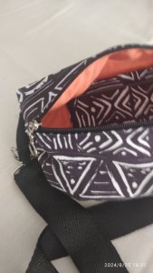 SİYAH BEYAZ DESENLİ FREE BAG ÇANTA