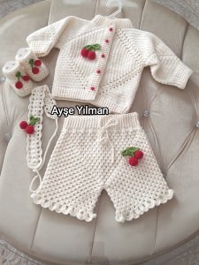 Bebek örgü takım