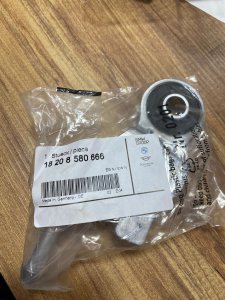 BMW EGZOZ BRAKETİ ORJİNAL 18 20 8 580 666