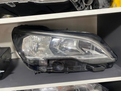 peugeot 3008 sağ ön çıkma far