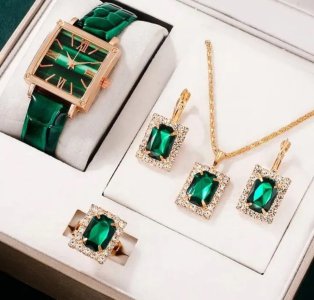 ZÜMRÜT KOLYE SETİ