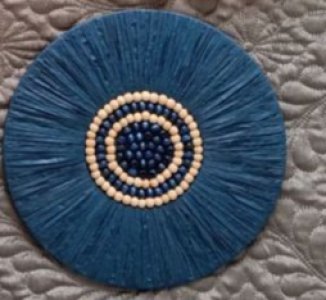 lacivert renk el yapımı boncuklu sarma rafya duvar dekoru