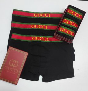 Kutu içeriği 3 adettir orjinal kutusuyla birlikte verilmektedir