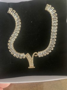 Zirkon taşlı baget harf kolye