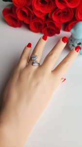 Xuping Gümüş Swarovski Taş Detaylı Yüzük