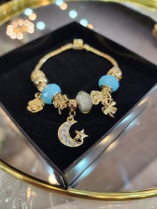 Pandora Model Gold Charmlı Çelik Bileklik