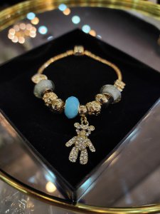 Pandora Model Gold Charmlı Çelik Bileklik