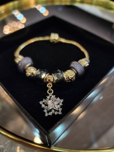 Pandora Model Gold Charmlı Çelik Bileklik