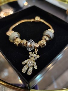 Pandora Model Gold Charmlı Çelik Bileklik