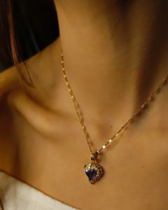 Çelik zirkon taşlı kolye