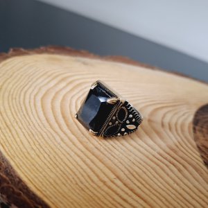 ZİRKON TAŞLI GÜMÜŞ YÜZÜK