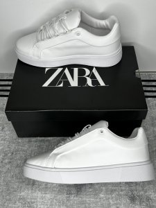 İçten Bağcıklı Siyah SÜET Beyaz Deri