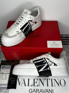 VALENTİNO GARAVANİ