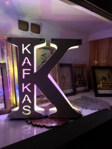 LED İSİME ÖZEL GECE LAMBASI AHŞAP YÜKSEKLİK 29X GENİŞLİK 22 CM KALEM PİL İLE ÇALIŞIR