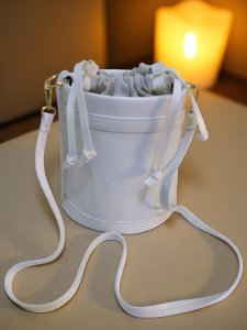 Beyaz Kova Model Ağzı Büzgülü Kadın El Ve Omuz Çantası