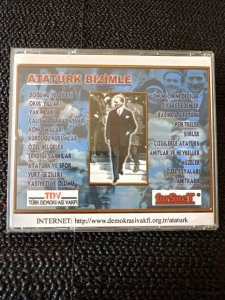 ATATÜRK BİZİMLE - CUMHURİYET' İN YAŞAM ÖYKÜSÜ..