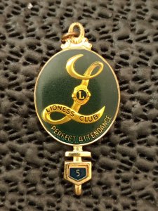 LIONESS CLUB KOLYE UCU ÇOK NADİR ÜRÜN.