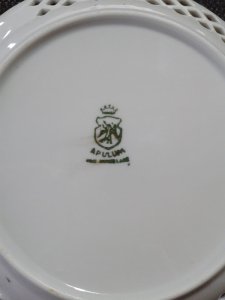 ROMANYA PUTNA MANASTIRI GÖRSELLİ DEKORATİF TABAK.