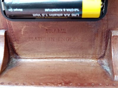 VINTAGE İNGİLİZ ÜRÜNÜ ROGER LASCELLES MASA SAATİ.