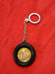 OTO LASTİĞİ ŞEKLİNDE EAS AKÜLERİ ANAHTARLIK.